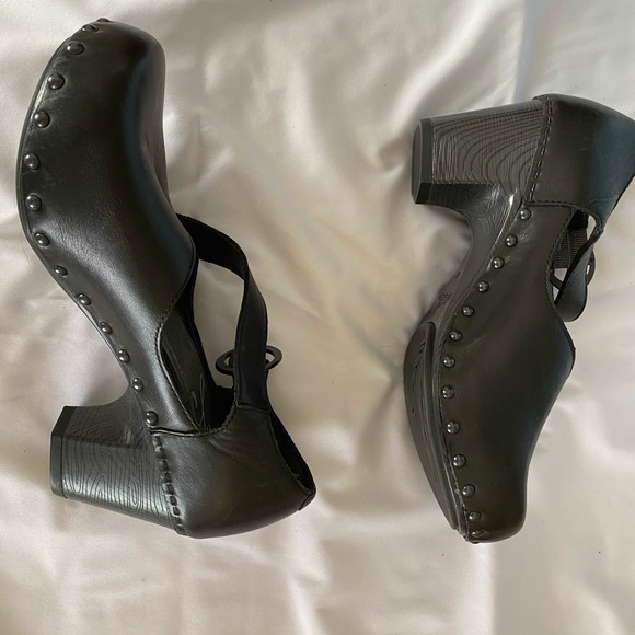 dansko canvas mary janes